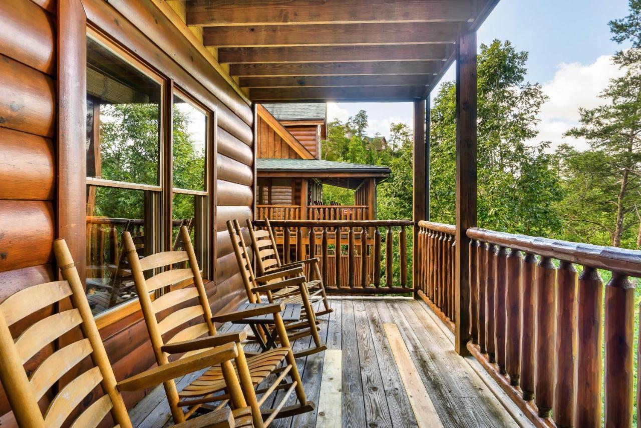 Summer Sale! Pool, Sauna, View, Hottub, Game Sevierville Kültér fotó