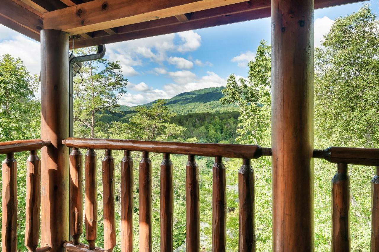 Summer Sale! Pool, Sauna, View, Hottub, Game Sevierville Kültér fotó