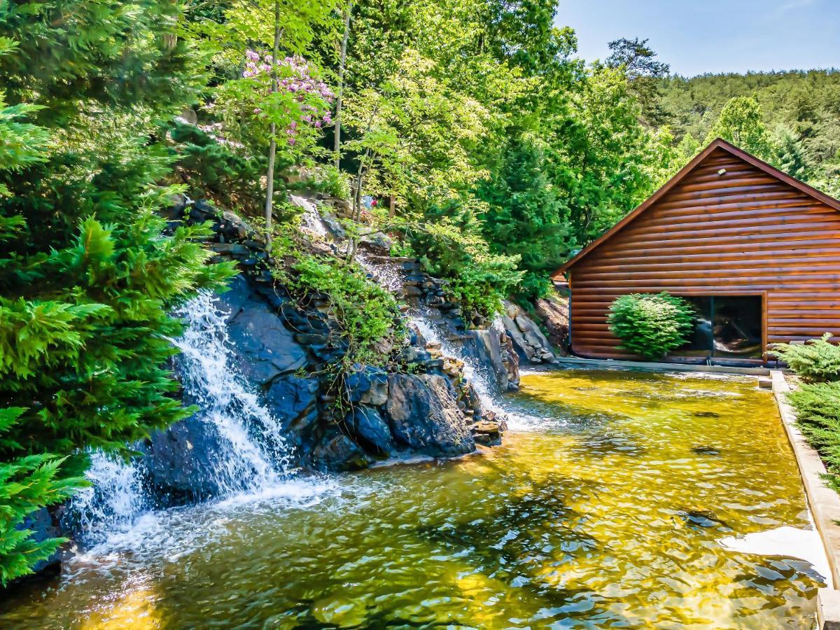 Summer Sale! Pool, Sauna, View, Hottub, Game Sevierville Kültér fotó