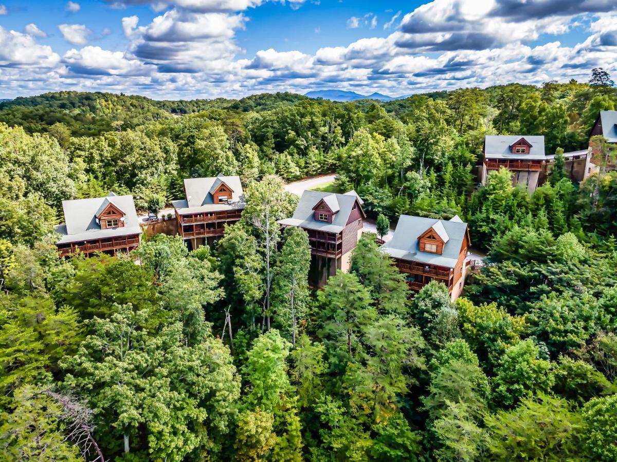 Summer Sale! Pool, Sauna, View, Hottub, Game Sevierville Kültér fotó